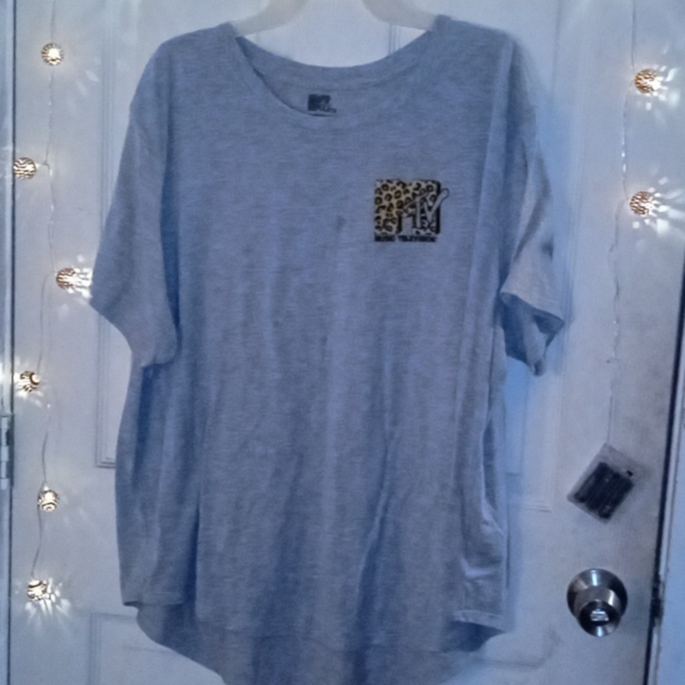 MTV shirt